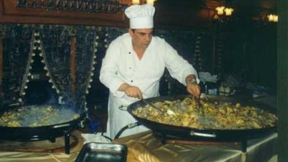 De Paellas y Algo Mas...