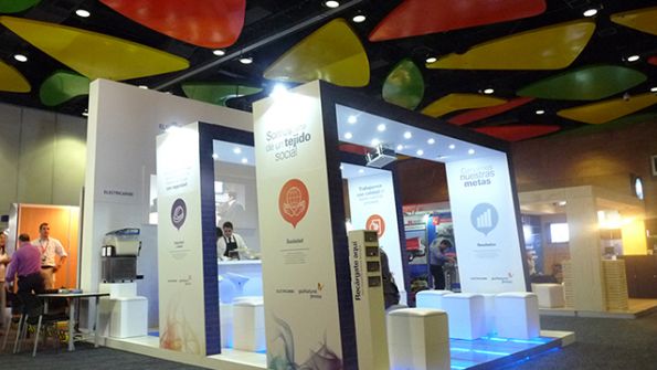 NEXO STANDS Y EXHIBICIÓN COMERCIAL