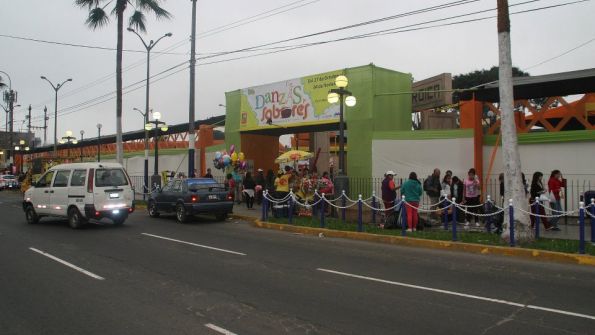 FERIAS & SERVICIOS PERU