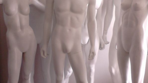 ALQUILER DE MANIQUIES
