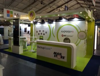 Stand Alger World Trade Center...
![